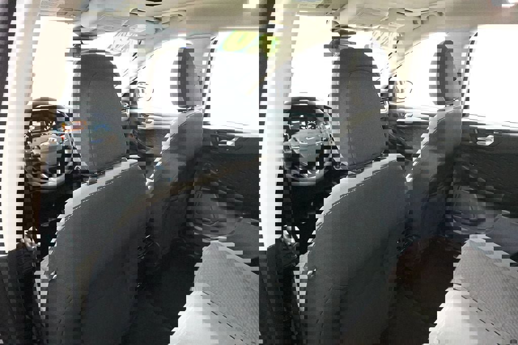 Certified 2020 Ford Escape SE image 25