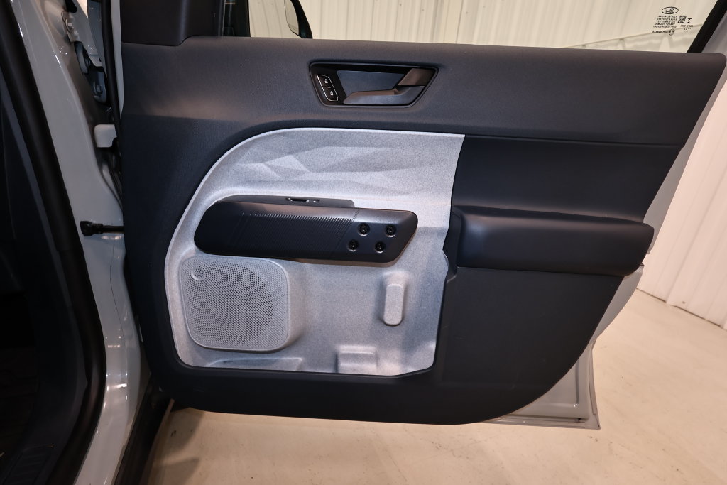 Certified 2022 Ford Maverick XLT w/ XLT Luxury Package FWD image 19