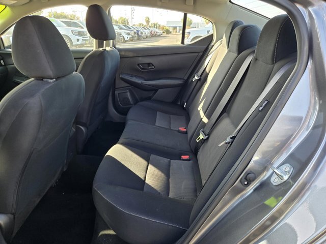 Used 2025 Nissan Sentra SV FWD image 10