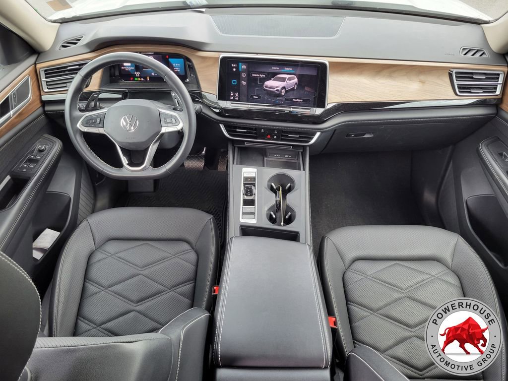Used 2024 Volkswagen Atlas SE FWD image 19