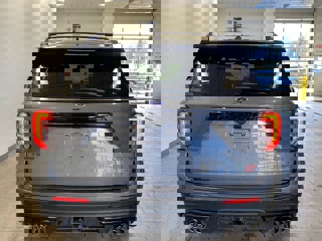 Certified 2022 Ford Explorer ST w/ Equipment Group 401A image 3
