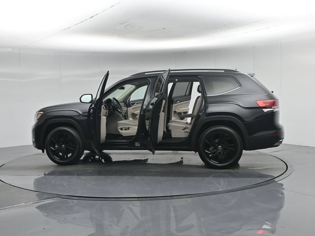 Used 2022 Volkswagen Atlas SE FWD image 39
