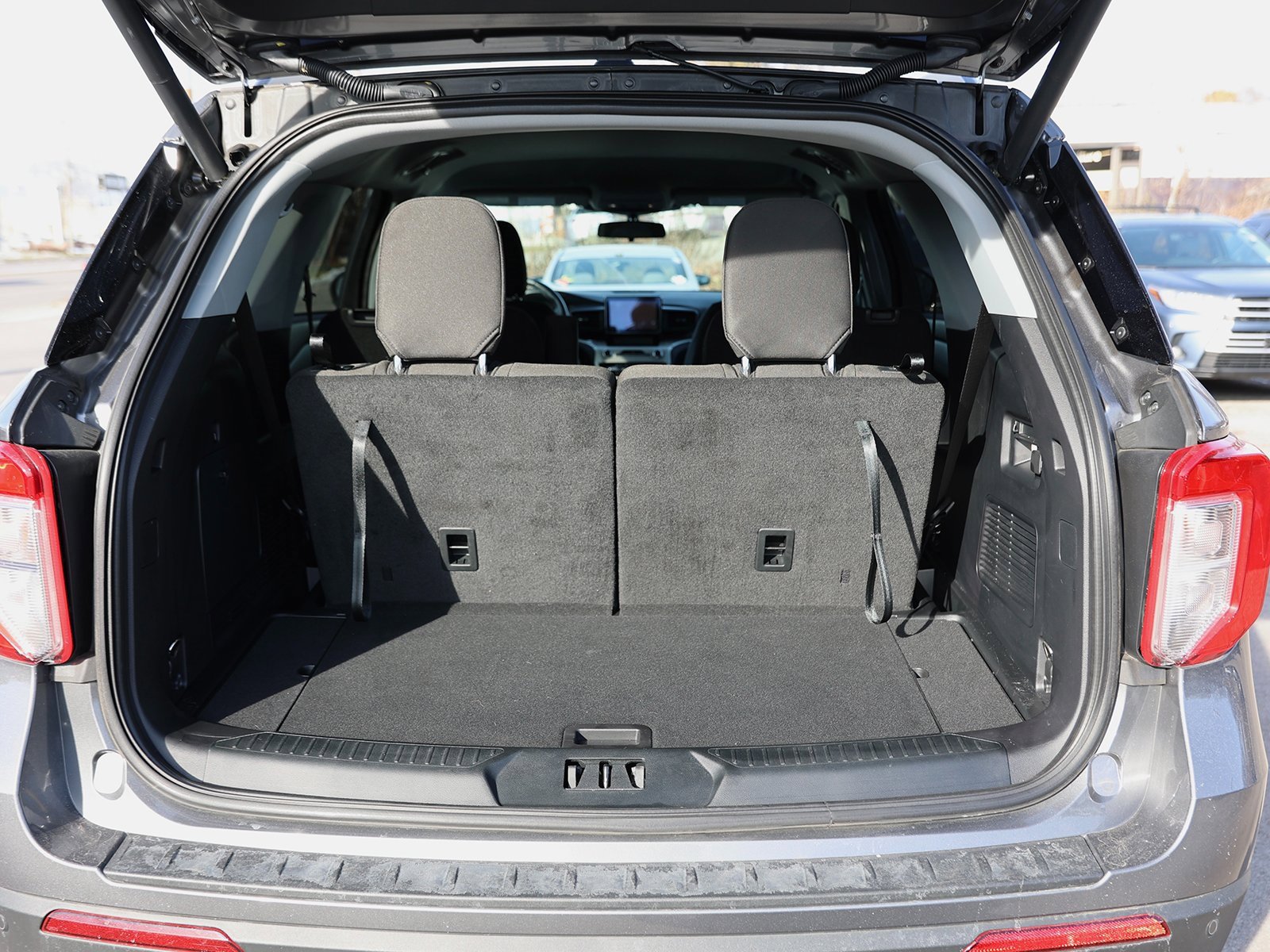 Certified 2022 Ford Explorer XLT image 14