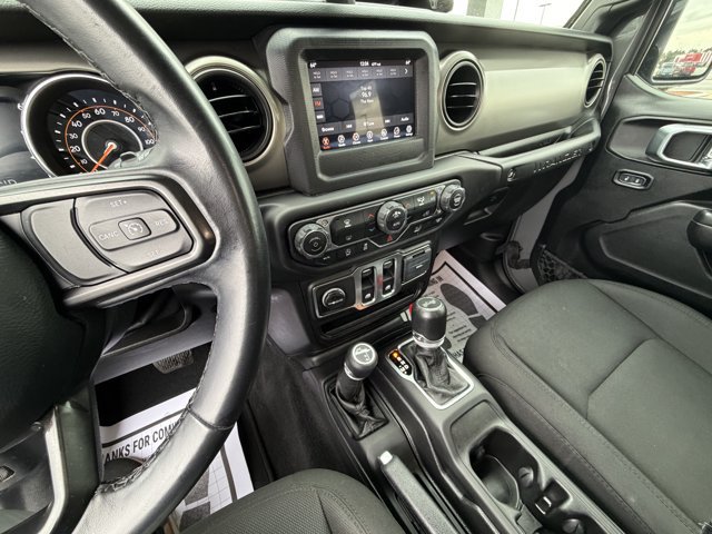Used 2021 Jeep Wrangler Sport AWD/4WD image 10