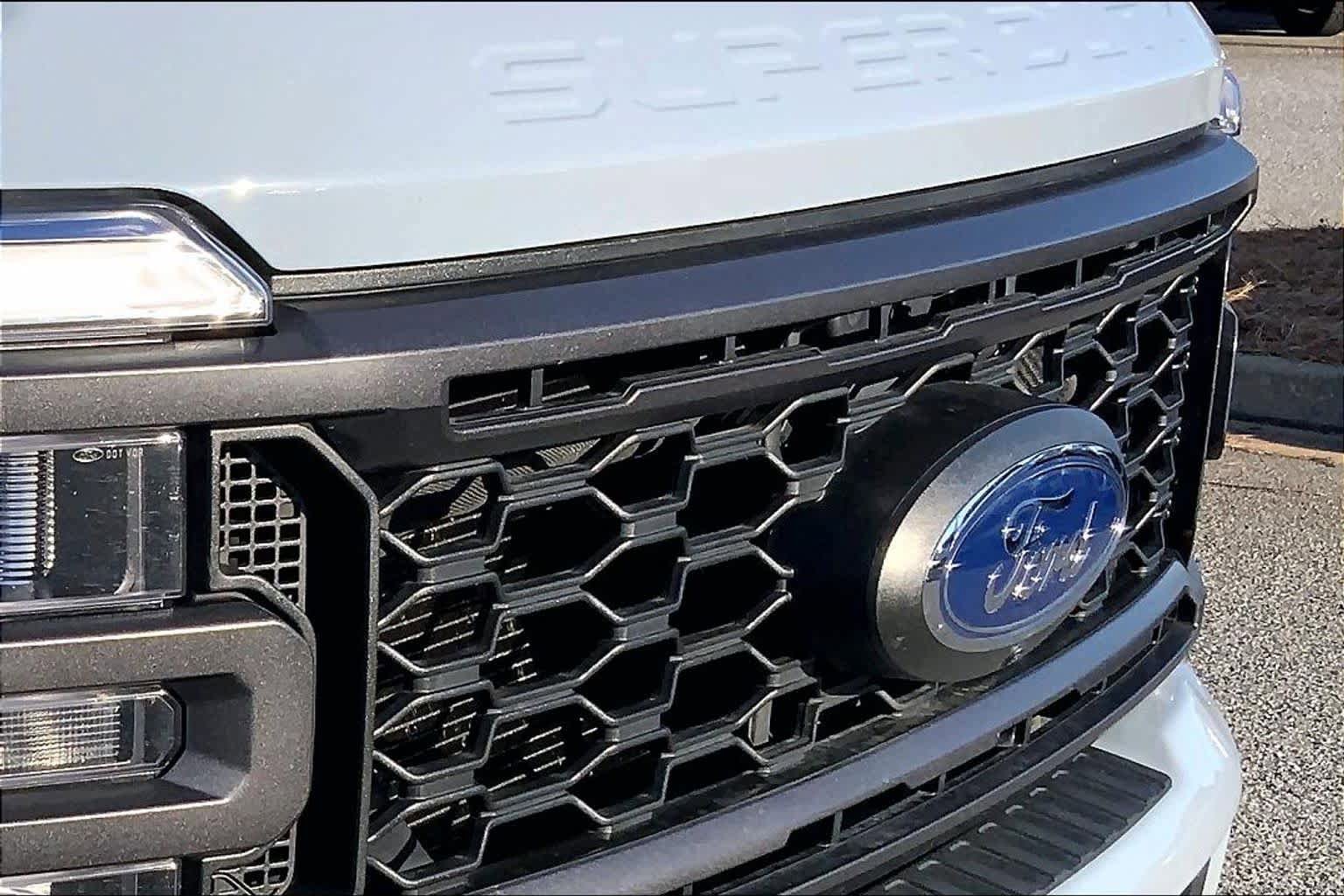 Certified 2024 Ford F350 Lariat w/ Sport Appearance Package AWD/4WD image 28