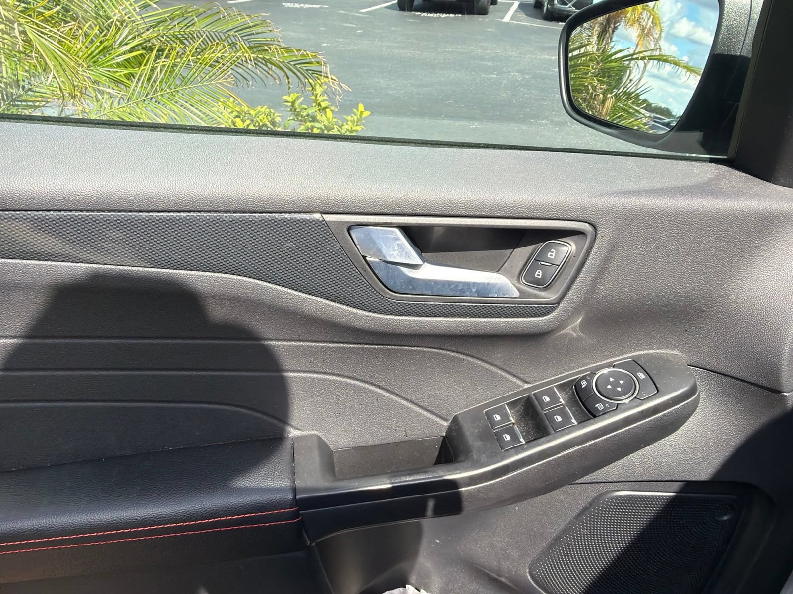 Certified 2024 Ford Escape ST-Line FWD image 7