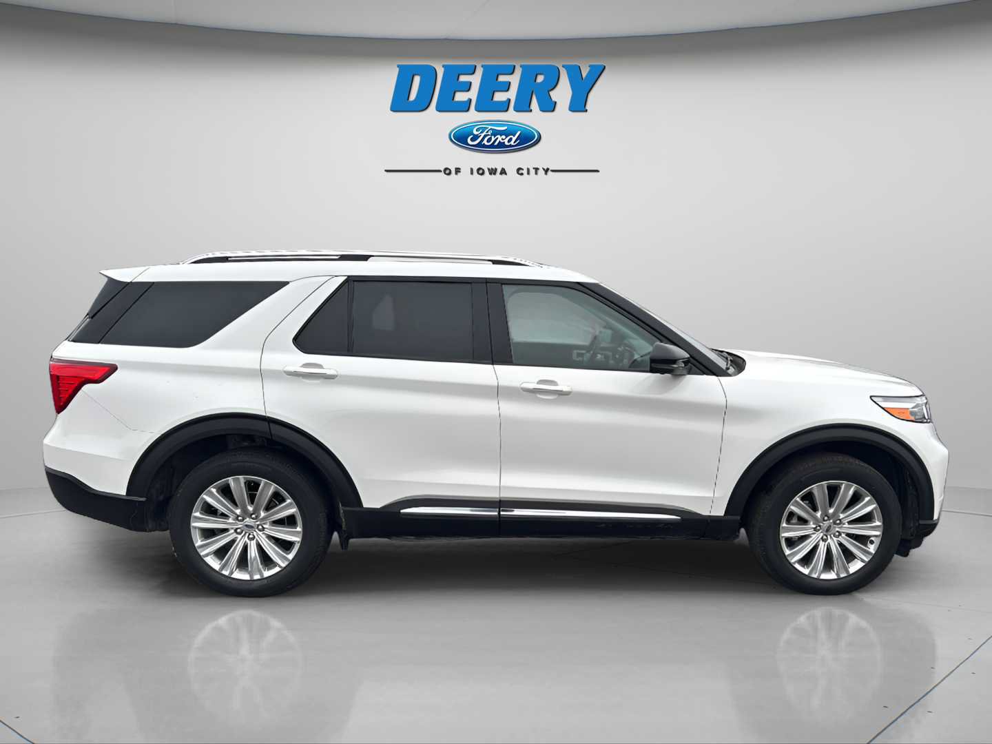 Certified 2022 Ford Explorer Limited w/ Equipment Group 301A image 12