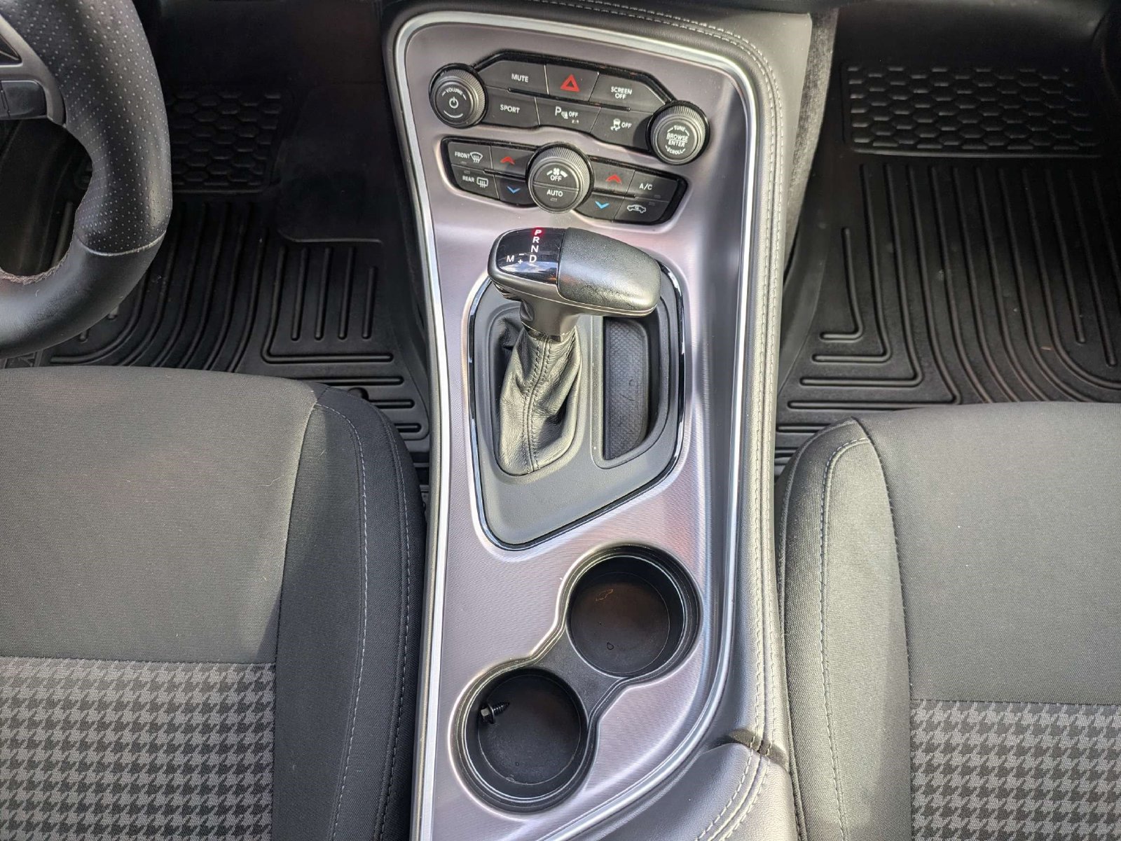 Used 2019 Dodge Challenger R/T RWD image 20