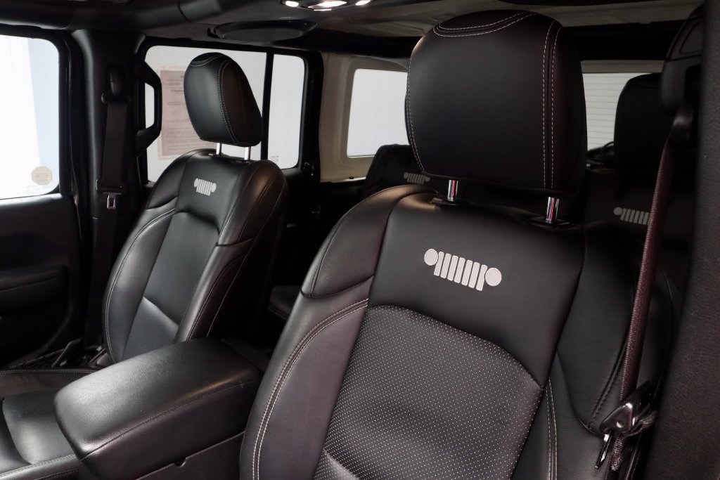 Used 2023 Jeep Wrangler Unlimited Sport AWD/4WD image 24
