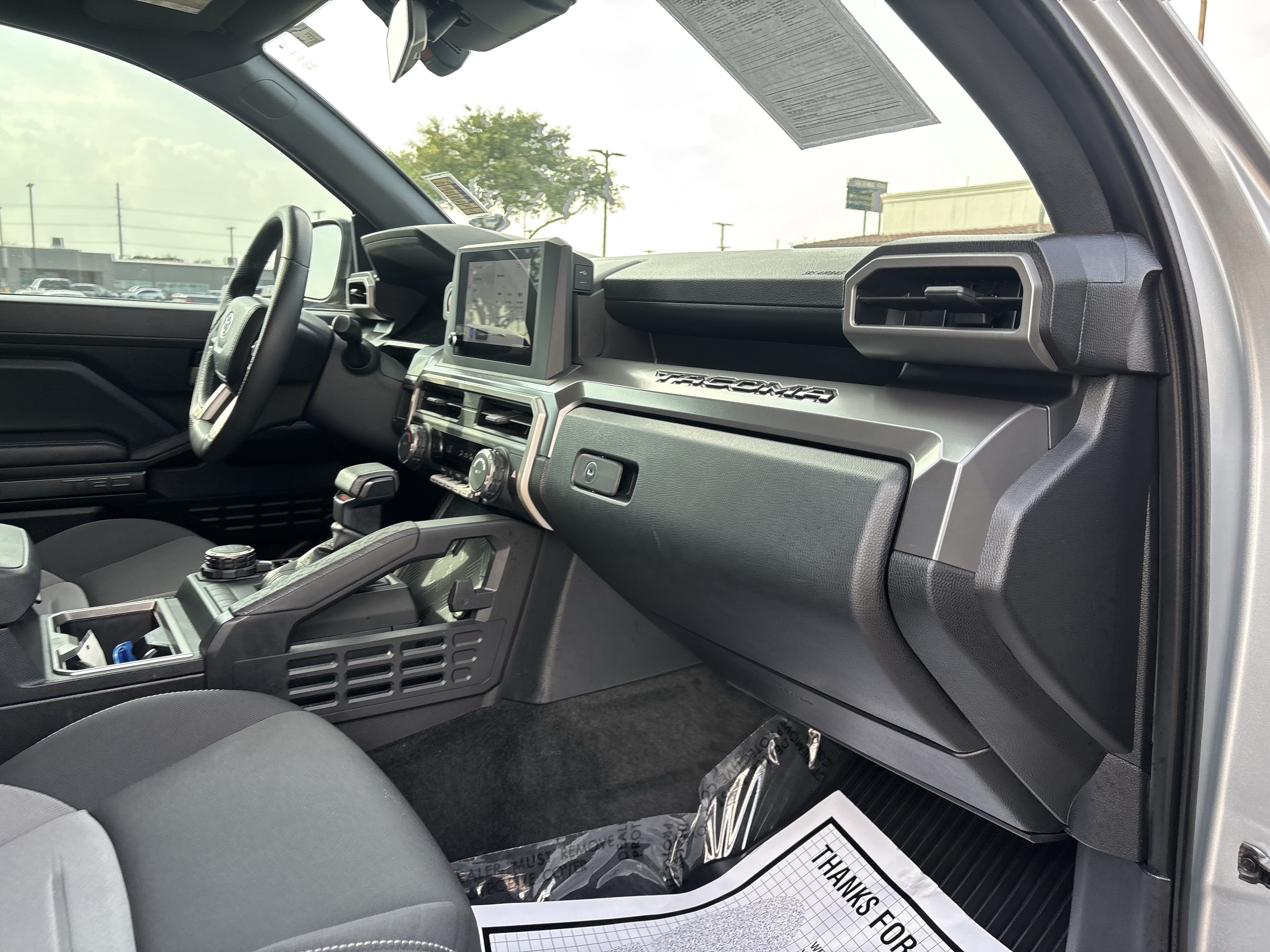 Used 2024 Toyota Tacoma TRD Sport AWD/4WD image 23