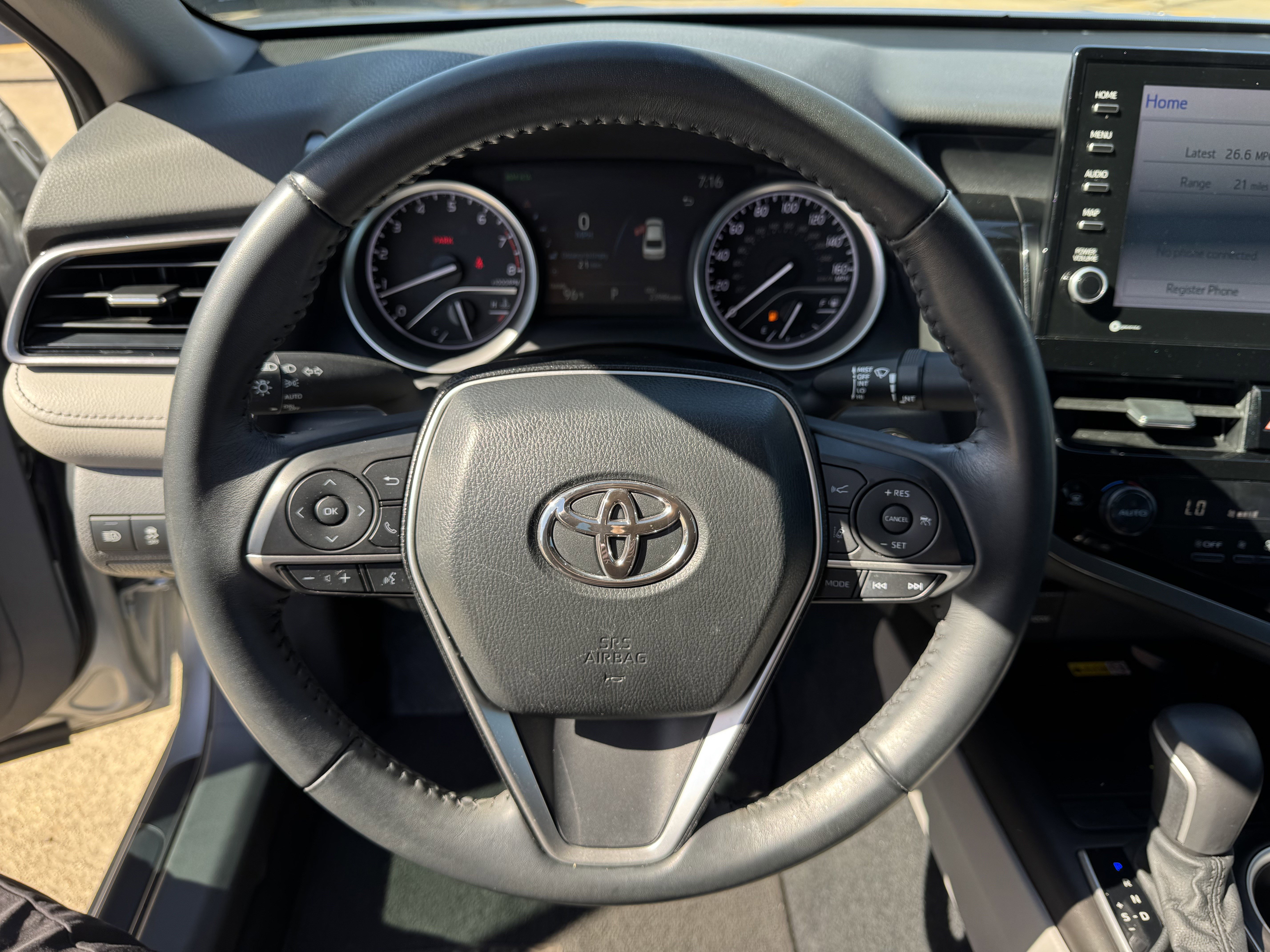 Used 2024 Toyota Camry XLE image 14
