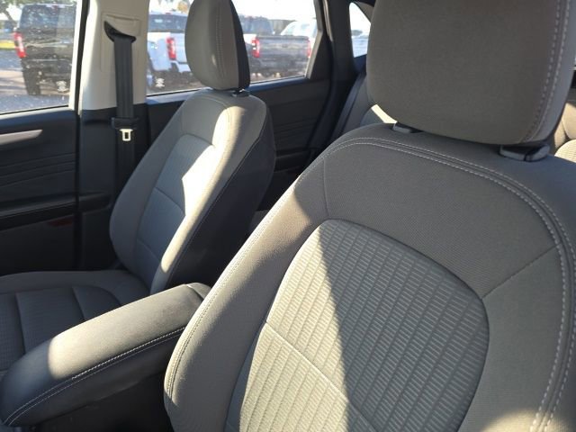 Certified 2022 Ford Escape S image 5