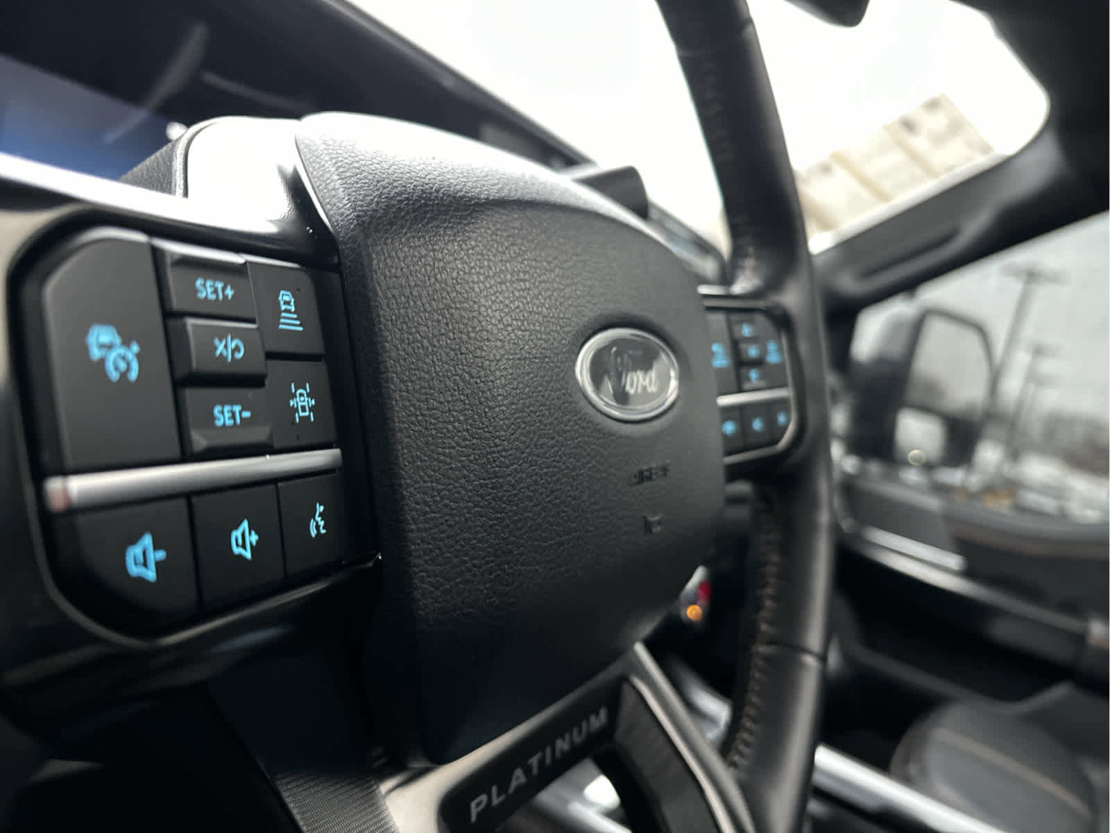 Certified 2024 Ford F350 Platinum w/ FX4 Off-Road Package image 14