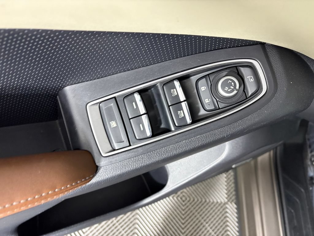 Used 2022 Subaru Ascent Touring AWD/4WD image 12