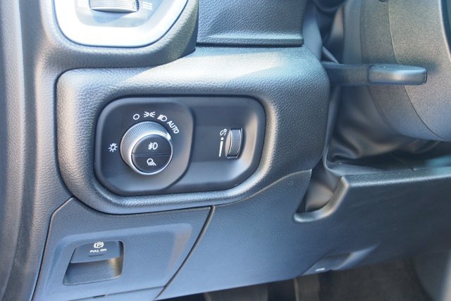 Used 2026 RAM 1500 Express AWD/4WD image 21