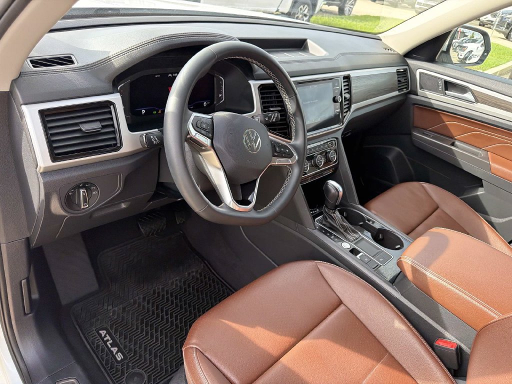 Used 2022 Volkswagen Atlas SE FWD image 19