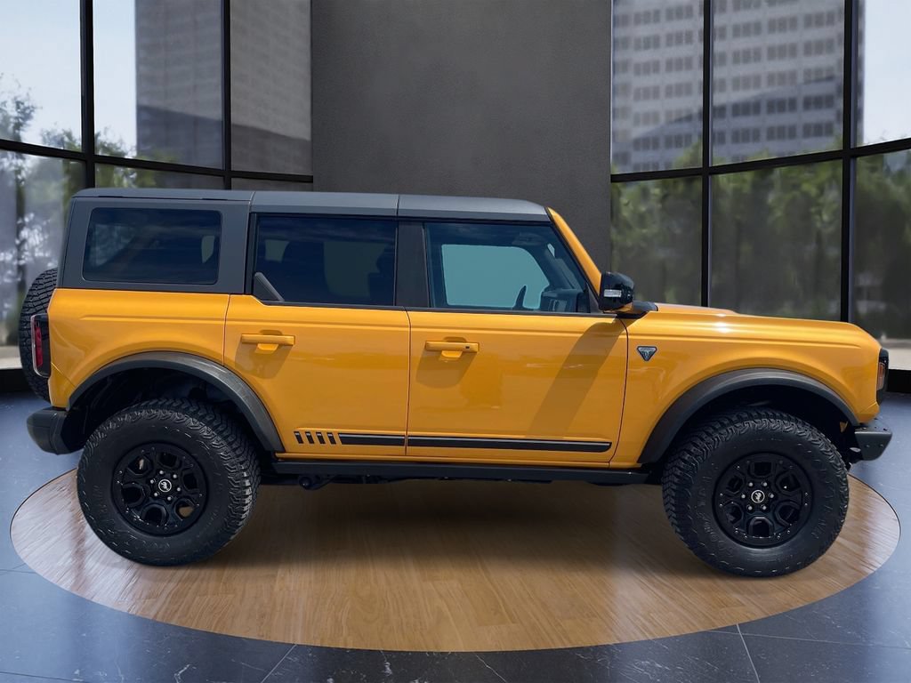 Certified 2021 Ford Bronco First Edition AWD/4WD image 2