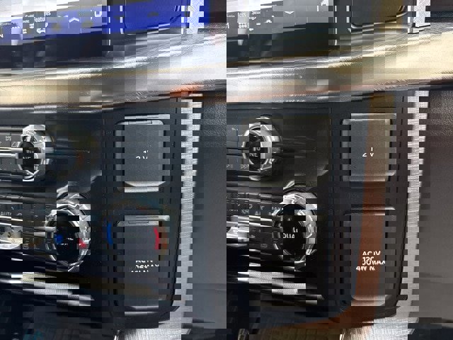 Certified 2022 Ford F150 King Ranch w/ Equipment Group 601A High image 24