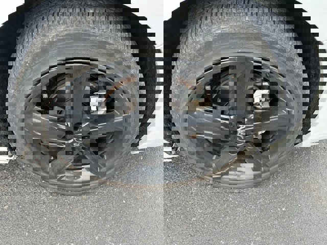 Used 2024 Nissan Sentra SR w/ SR Premium Package image 9