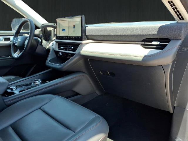 Certified 2025 Ford Explorer Active w/ Active Comfort Package AWD/4WD image 14