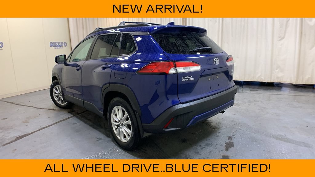 Used 2022 Toyota Corolla Cross LE AWD/4WD image 5