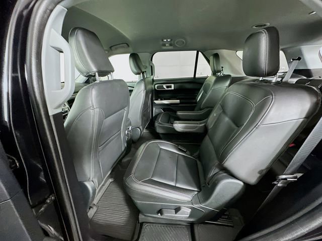Certified 2022 Ford Explorer XLT w/ Equipment Group 202A image 30