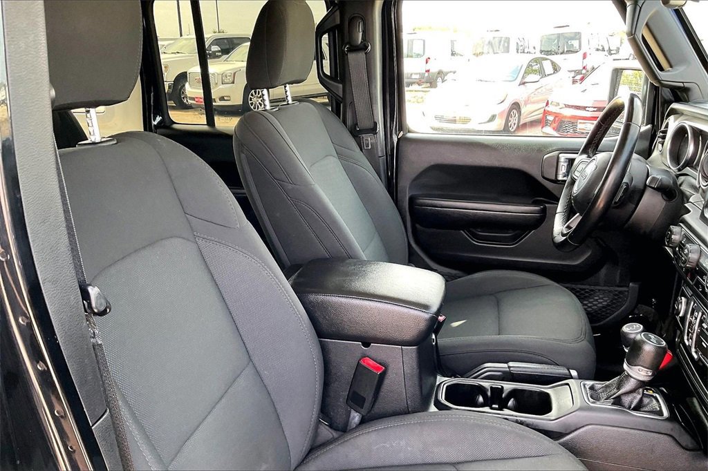 Used 2020 Jeep Wrangler Unlimited Sport image 29