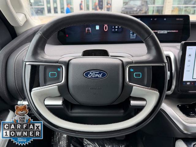 Certified 2025 Ford Expedition Max Platinum w/ Driver's Package AWD/4WD image 14