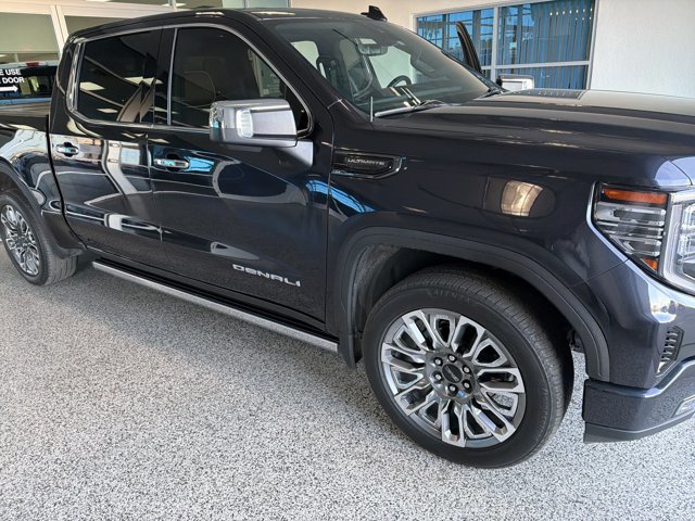 Used 2024 GMC Sierra 1500 Denali Ultimate image 4