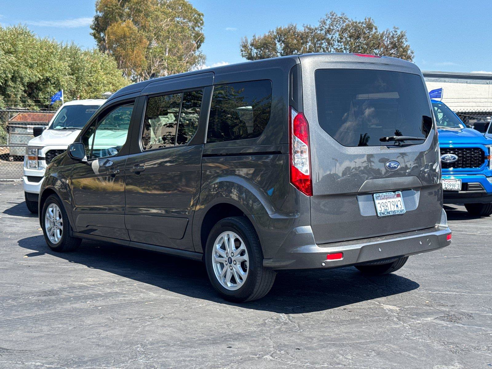 Certified 2023 Ford Transit Connect XLT FWD image 9