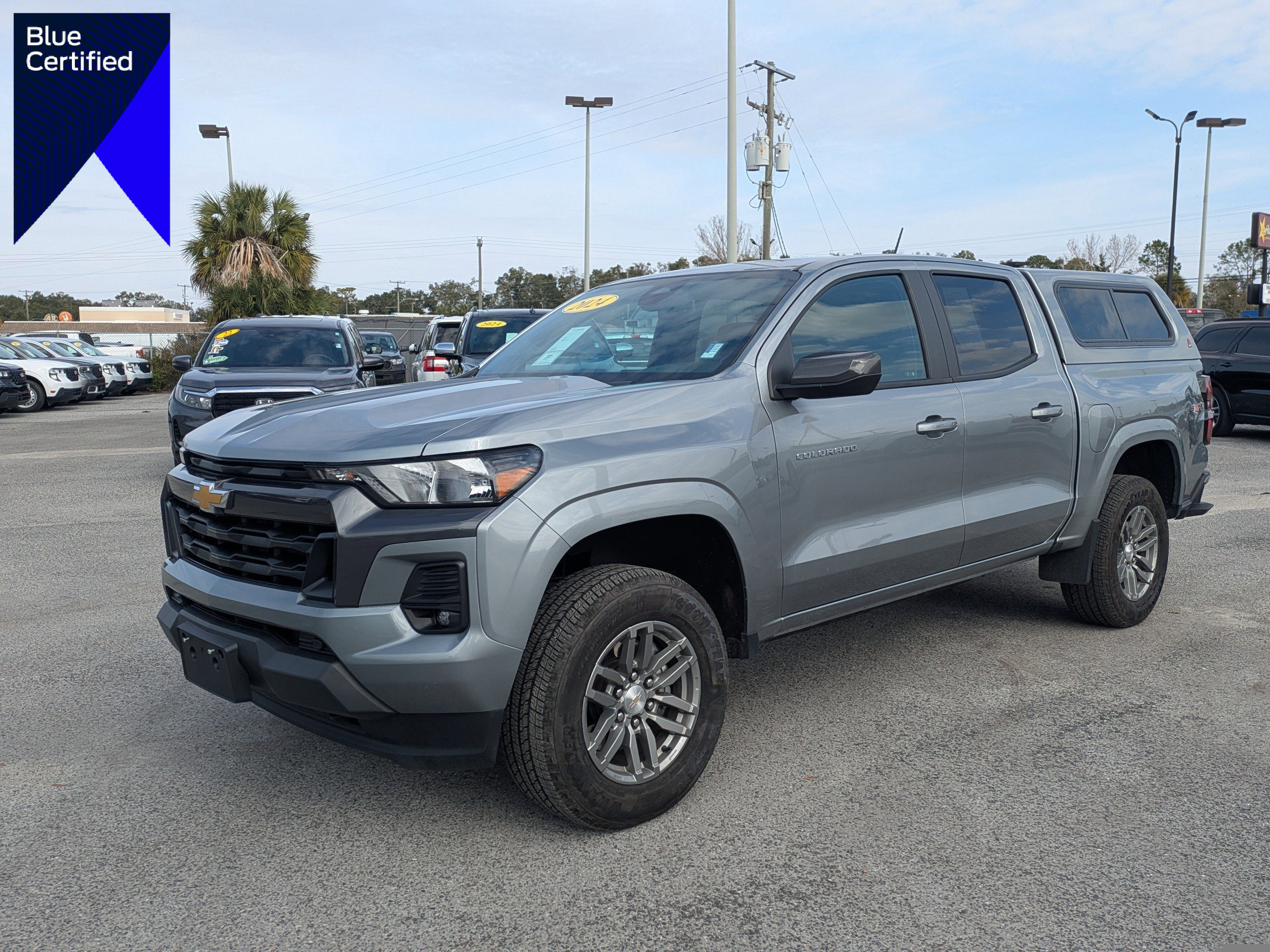 Used 2024 Chevrolet Colorado LT w/ LT Convenience Package II image 1