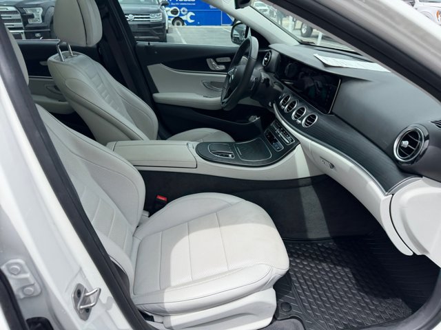 Used 2022 Mercedes-Benz E 450 4MATIC All-Terrain Wagon image 21