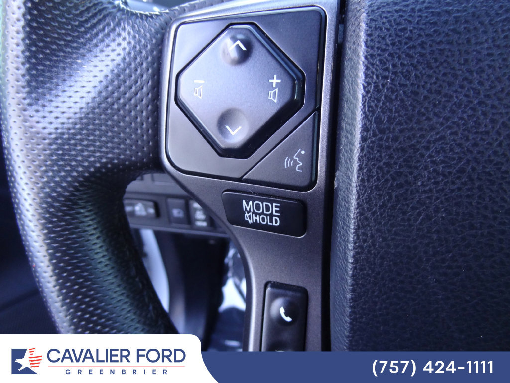 Used 2023 Toyota Tacoma TRD Off-Road AWD/4WD image 15