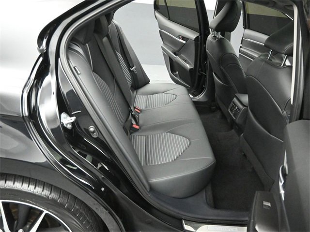 Used 2024 Toyota Camry SE image 25