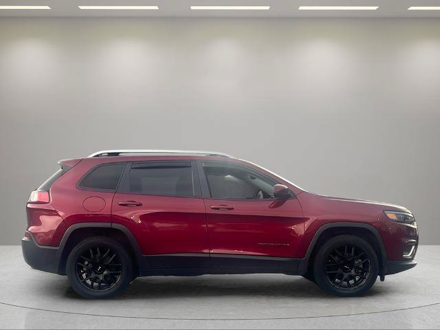 Used 2019 Jeep Cherokee Limited w/ Luxury Group AWD/4WD image 8