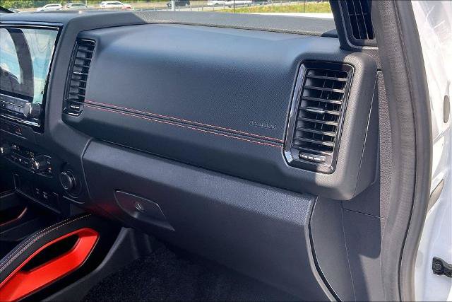 Used 2024 Nissan Frontier Pro-X RWD image 16