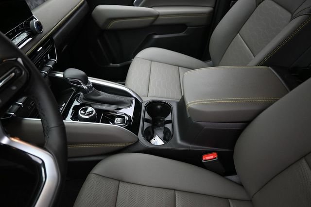 Used 2026 Chevrolet Colorado ZR2 AWD/4WD image 27