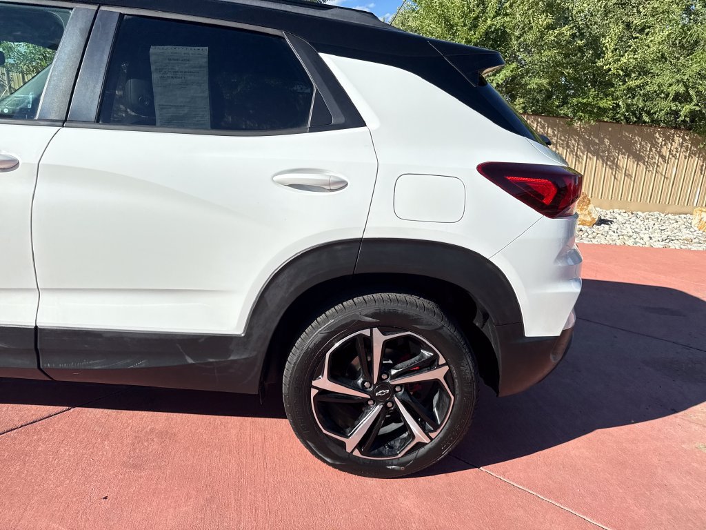 Used 2021 Chevrolet TrailBlazer RS w/ Technology Package AWD/4WD image 36