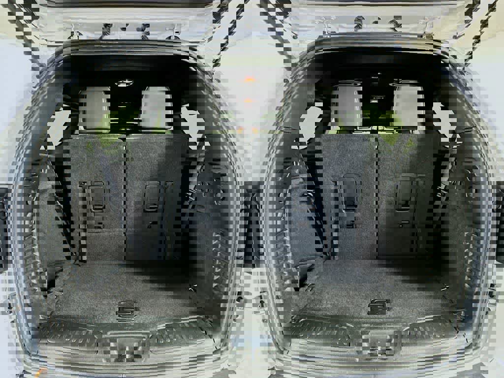 Used 2025 Dodge Durango R/T image 24