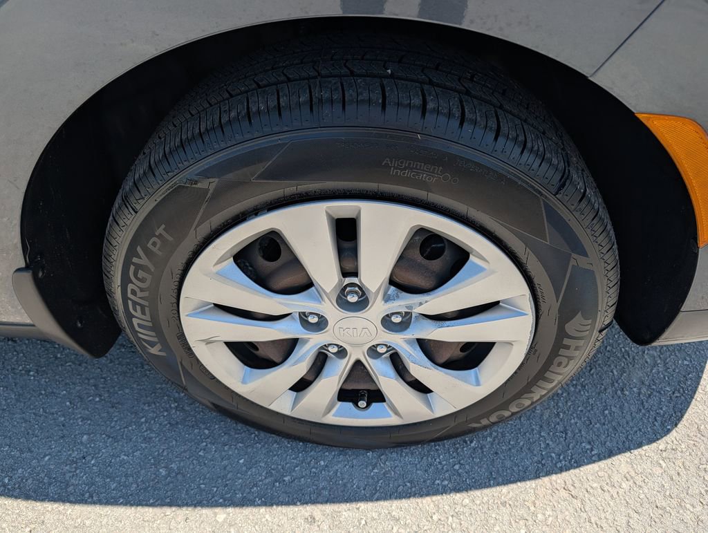 Used 2020 Kia Soul LX FWD image 27