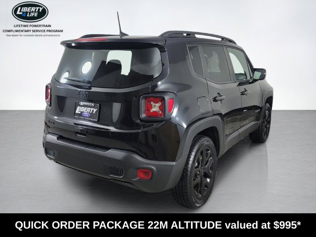 Used 2022 Jeep Renegade Altitude w/ Convenience Group AWD/4WD image 3