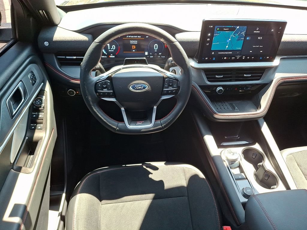 Certified 2025 Ford Explorer ST AWD/4WD image 2