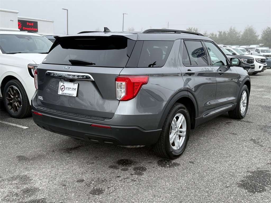 Certified 2024 Ford Explorer XLT image 5