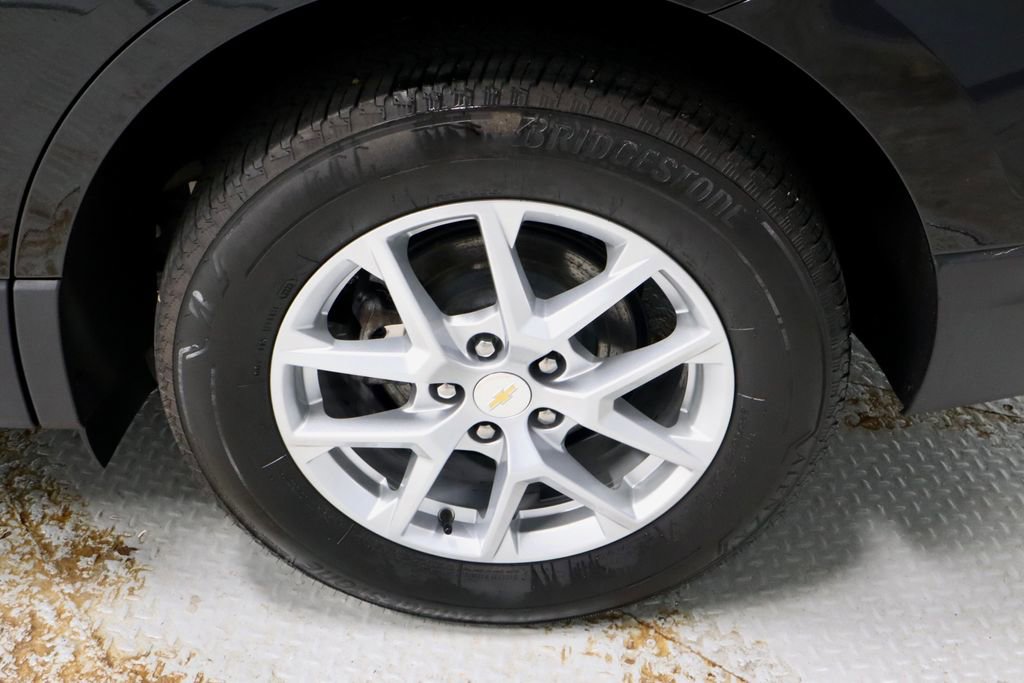 Used 2024 Chevrolet Equinox LS w/ LPO, Floor Liner Package AWD/4WD image 18