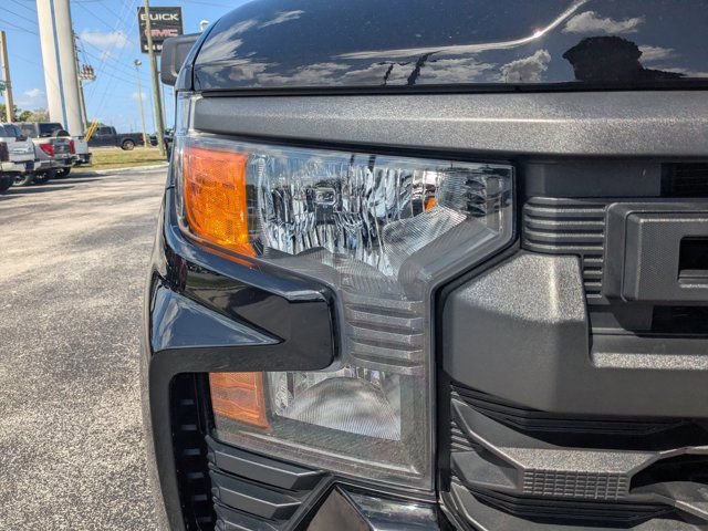 Used 2025 Chevrolet Silverado 1500 Custom Trail Boss w/ LPO, Dark Essentials Package image 11