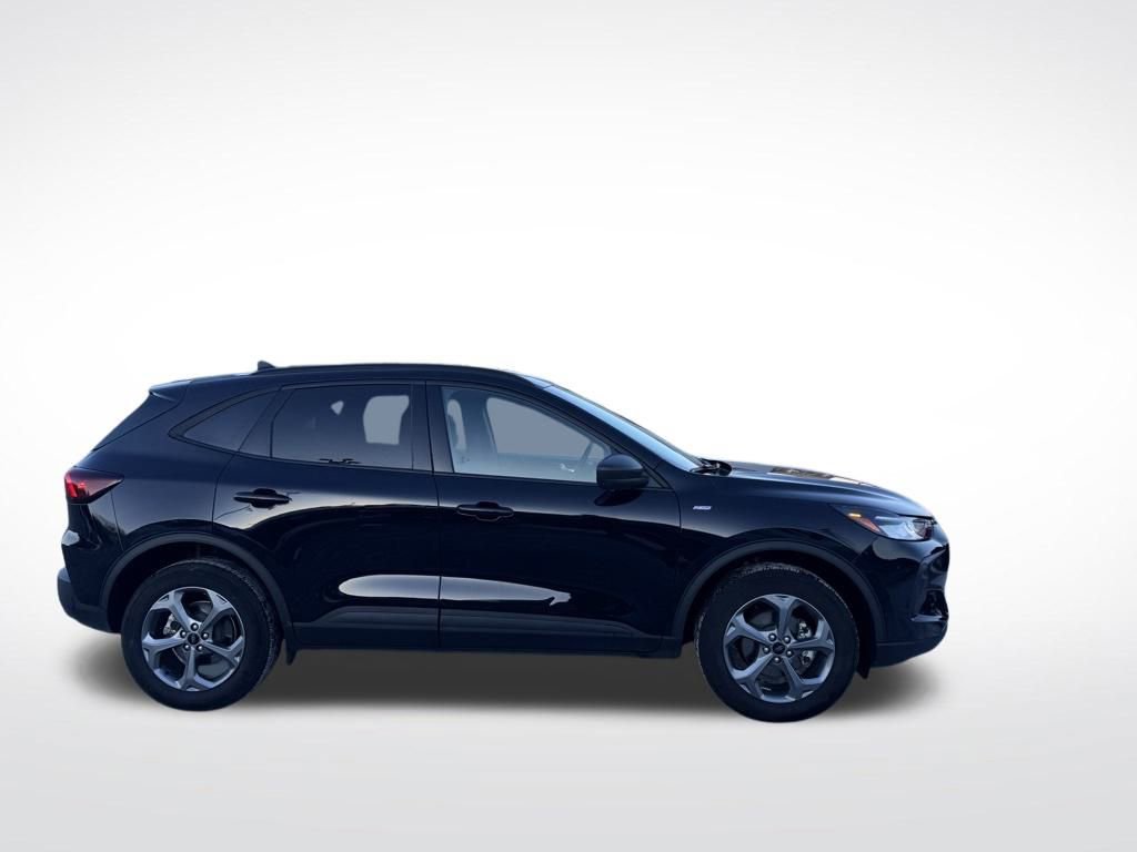 Certified 2025 Ford Escape ST-Line image 2