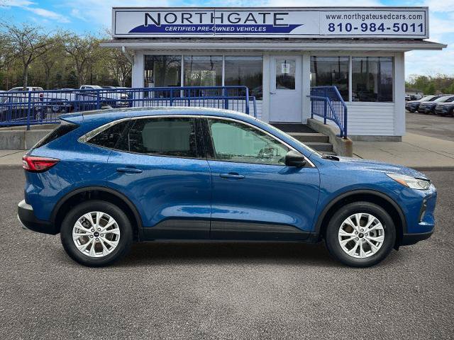 Certified 2023 Ford Escape Active AWD/4WD image 2