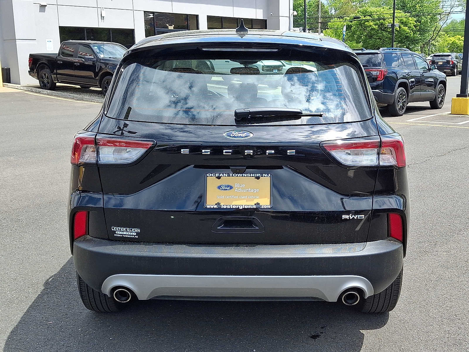 Certified 2022 Ford Escape S AWD/4WD image 6