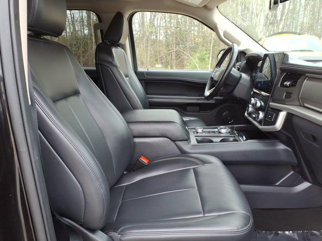 Certified 2024 Ford Expedition Max XLT AWD/4WD image 11