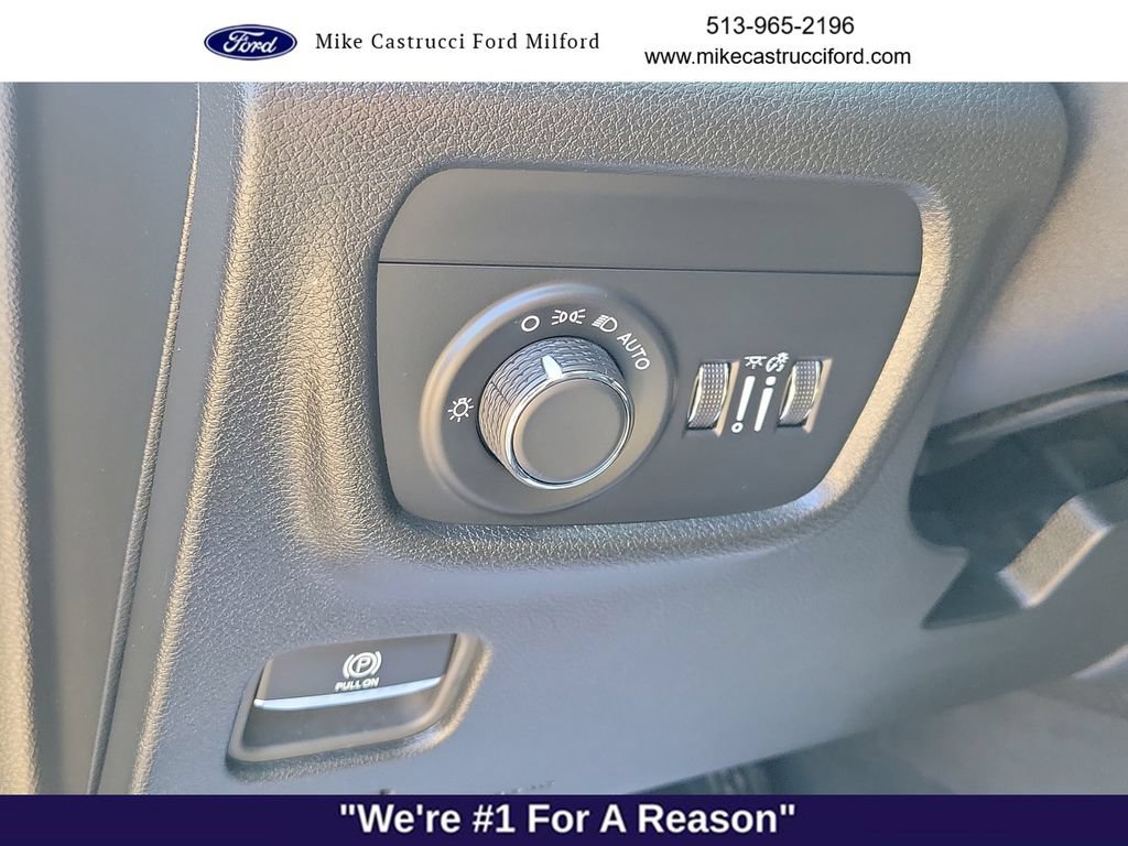 Used 2024 Jeep Grand Cherokee Altitude AWD/4WD image 18